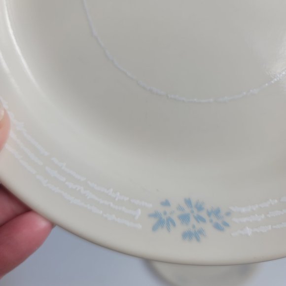 FOUR Corelle Corning Lace Bouquet Bread Plates Cream with Blue Floral Wh… - Picture 11 of 16